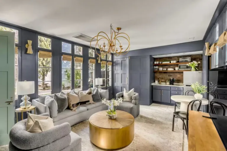 Airbnb in Charleston