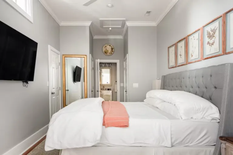 Airbnb in Charleston