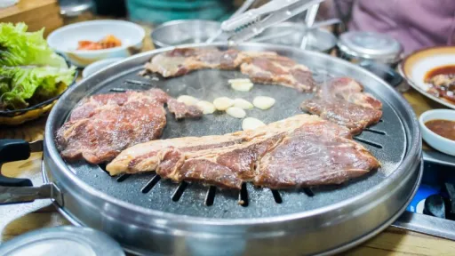 Image for article Where to Eat the Best Korean Street Food: Seoul’s Famous Food Alleys