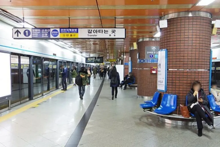 seoul subway station