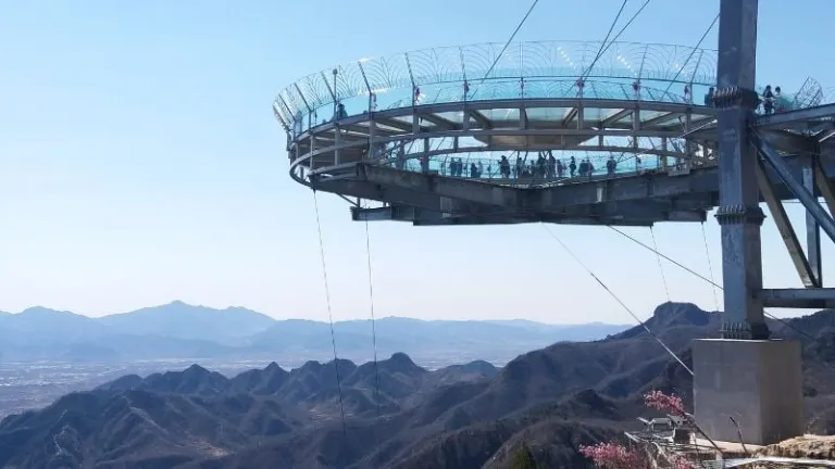 Shilinxia UFO glass platform