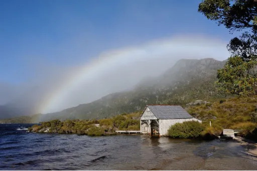 Image for article Reconnect With Nature: Australia’s Luxury Spas, Rejuvenating Retreats & More