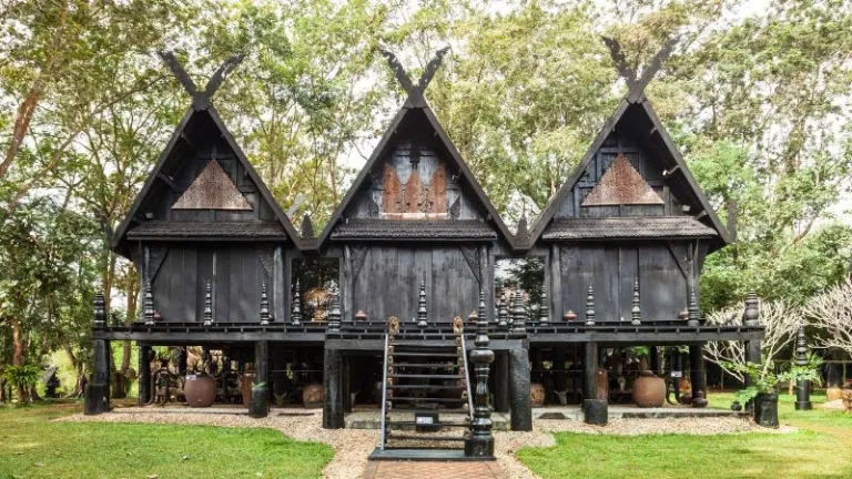 Baan Dam Museum, black house in Chiang Rai