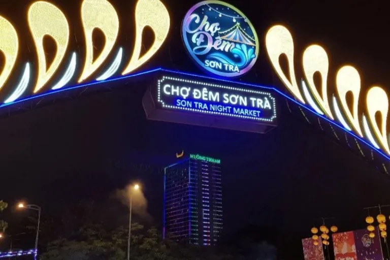 da nang night market