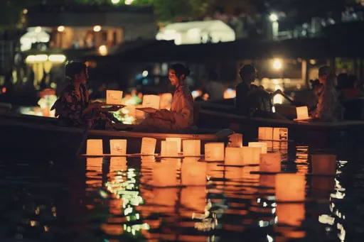 Image for article Tokyo Lantern Floating Festival 2025: A Guide to Chidorigafuchi’s Floating Lights