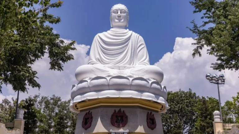 Long Son Pagoda and the White Buddha in Nha Trang, Vietnam