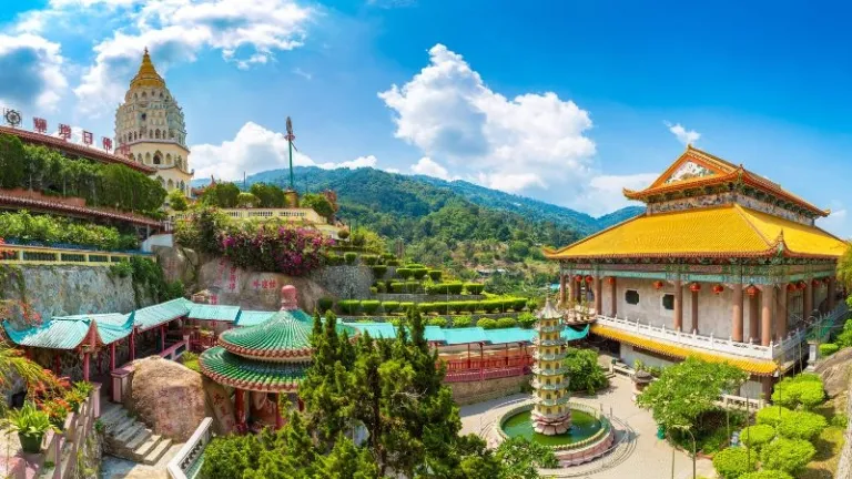 largest Chinese Buddhist temple in Malaysia