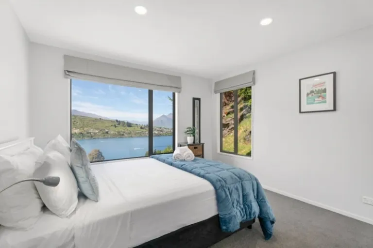 Airbnb in Queenstown