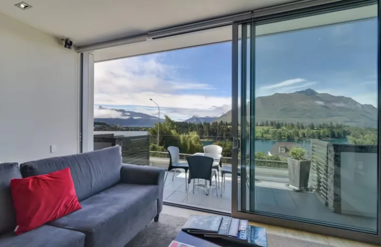 Airbnb in Queenstown