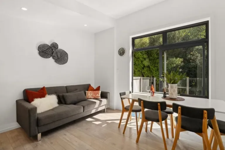 Airbnb in Queenstown