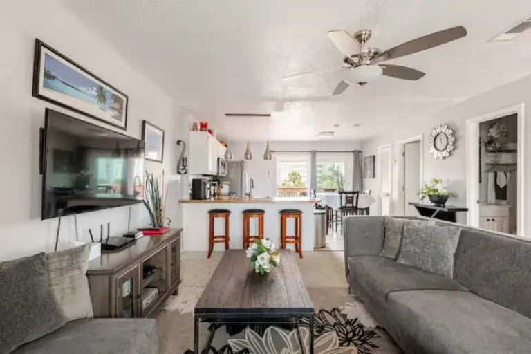 central Airbnb stays in Okaloosa Island