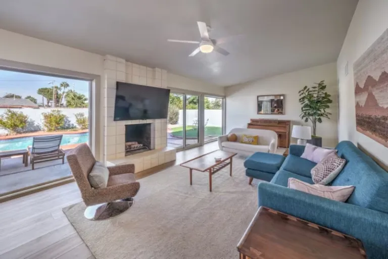 Airbnb with pool in Las Vegas