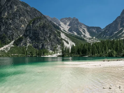 Image for article 6 Epic Destinations in Asia Where Family and Adventure Go Hand in Hand