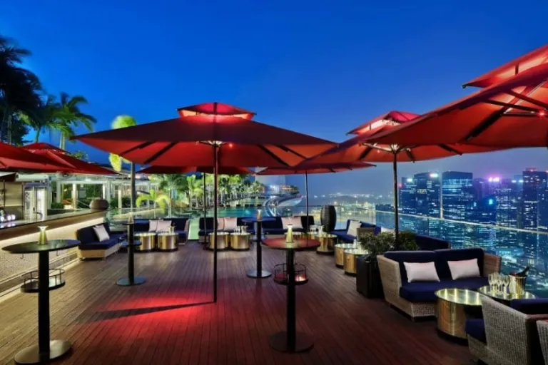 rooftop bar singapore f1