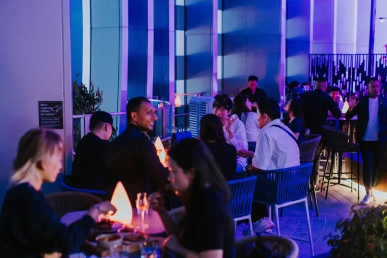 rooftop bar singapore f1