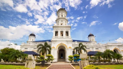 Image for article The Best Photo Spots in Johor Bahru: 10 Unique Buildings and Landmarks to Visit