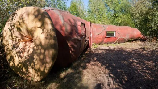 Image for article 7 Weirdest Hotels to Sleep in Around the World