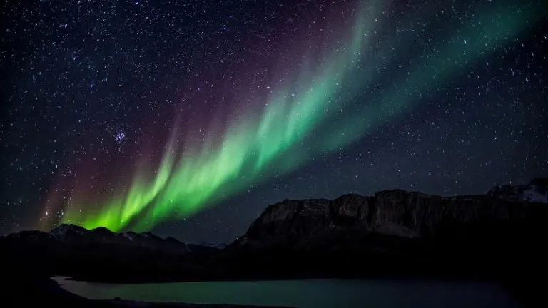 norther lights in the night sky