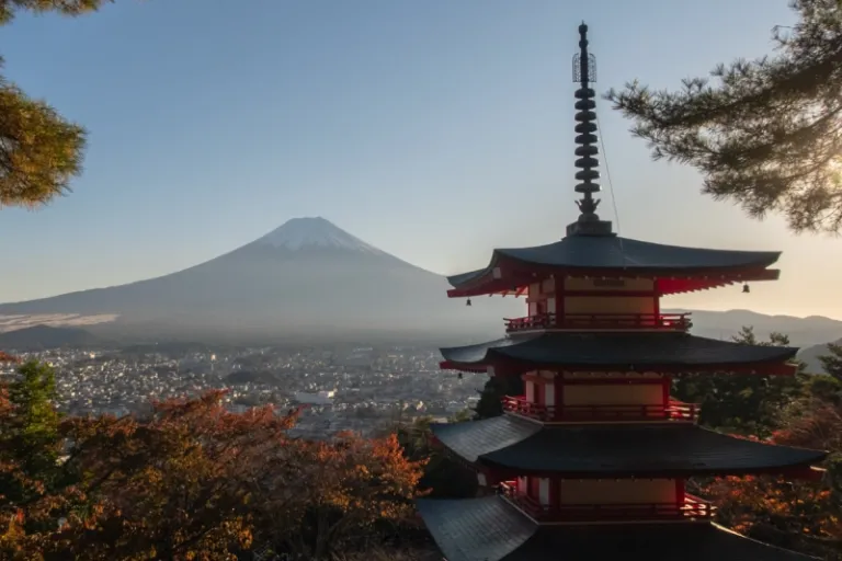 chureito pagoda, japan