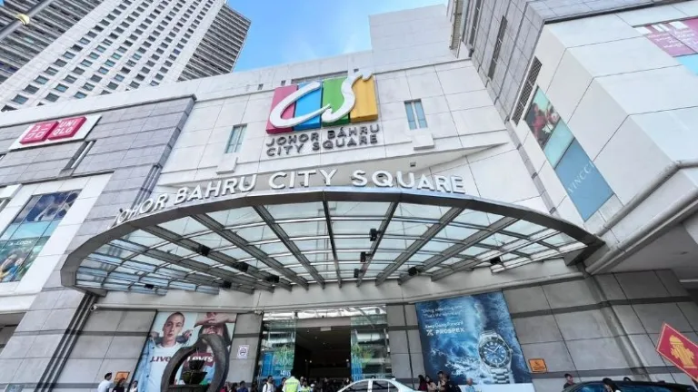 shopping mall entrance