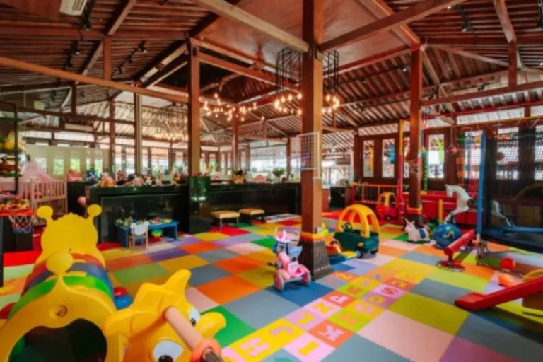 bali playroom restaurant