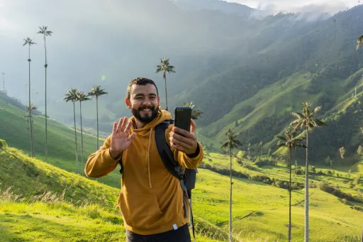 Image for article The Dangers and Disappointments of Chasing After Viral Locations