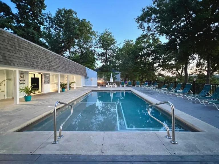 Airbnbs in Osage Beach