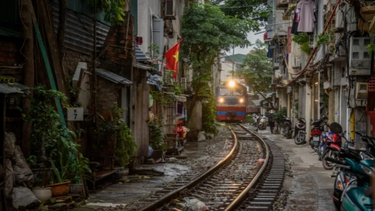 vietnam train