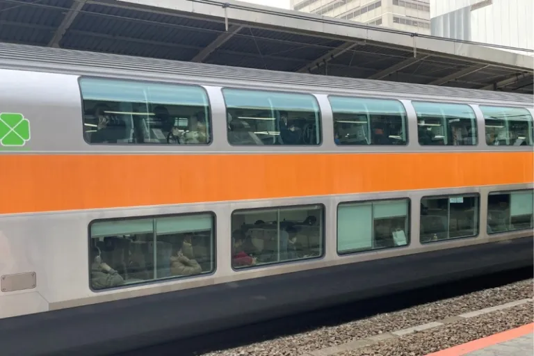 shinkansen green car