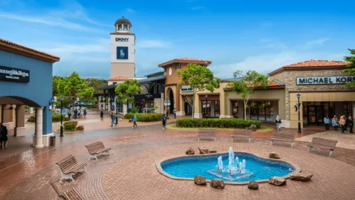 Image for article These Buses Take You Straight to Johor Premium Outlets (JPO) from Singapore