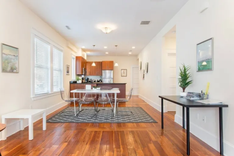 Airbnb in Cambridge Massachusetts