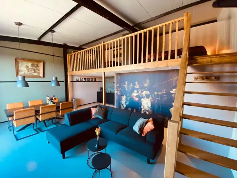 best airbnb stays to see tulip bloom in the Netherlands 