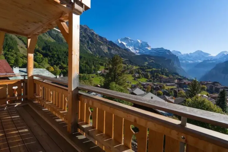 Airbnb stays to see Alpine Wildflowers 