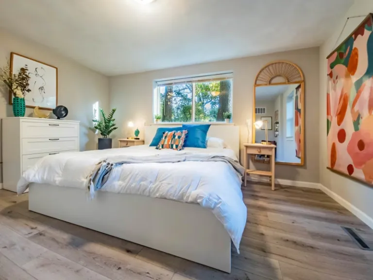 Airbnbs in Peoria Illinois