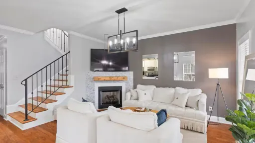 Image for article Best Airbnb Stays in Oxford, Mississippi – Curated 2025