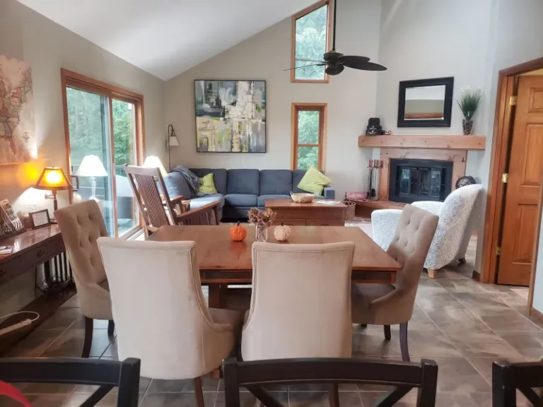 Airbnb in GalenaAirbnb in Galena