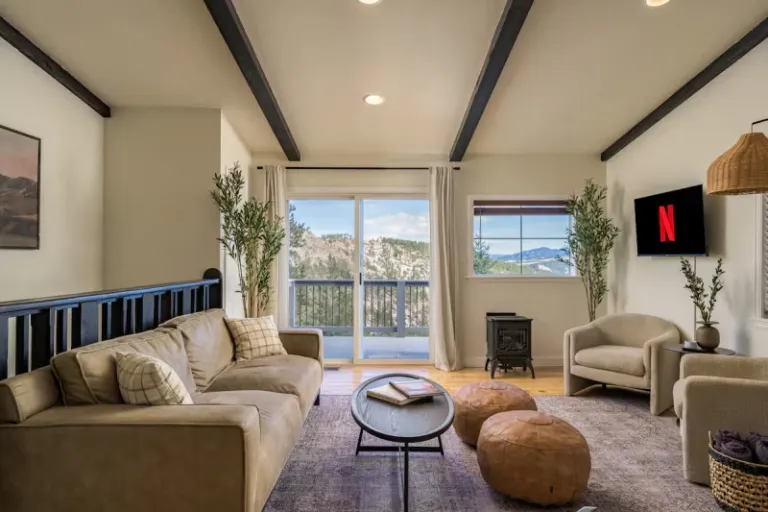 Cabin Airbnb in Colorado