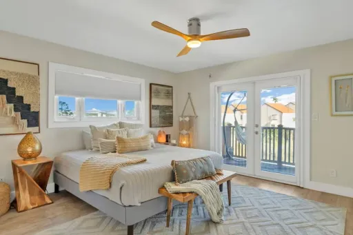 Image for article Best Airbnb Stays in Fort Walton Beach to Book in 2025