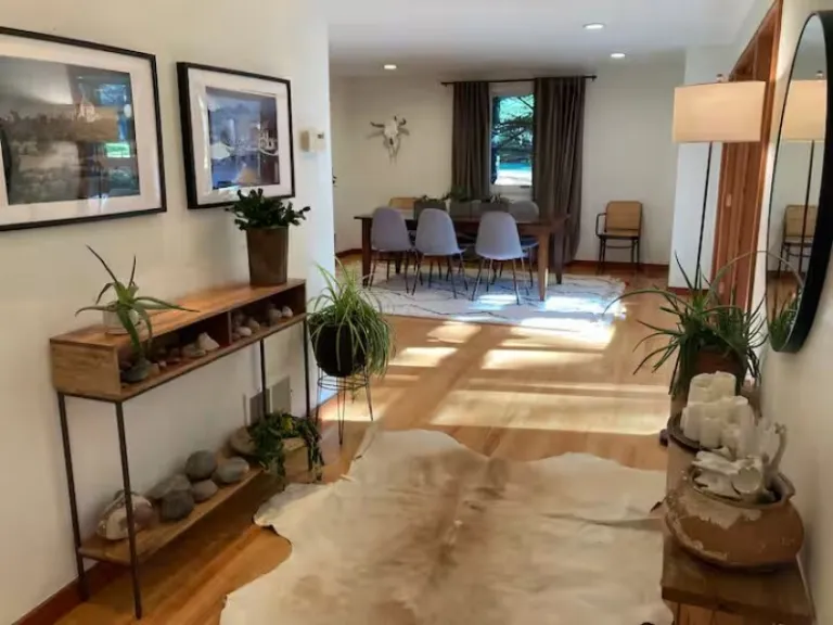 beautiful Airbnb stays in Ann Arbor