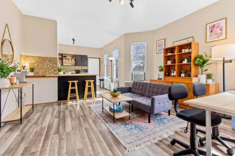 suite Airbnb stays in Minneapolis