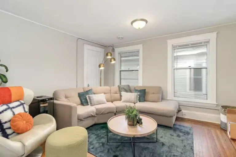 beautiful Airbnb stays in Minneapolis