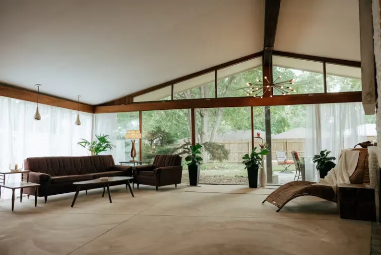 Airbnb in Des Moines