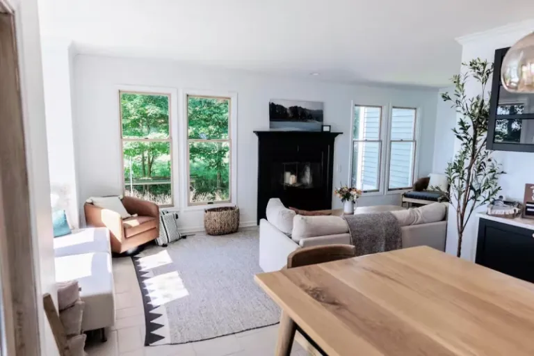 Airbnb stays in South Haven with private hot tub