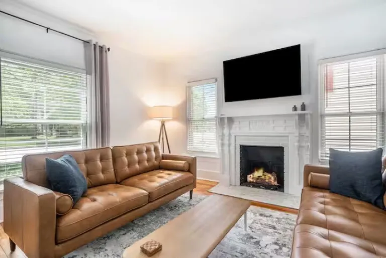 centrally located Airbnb stays in South Haven