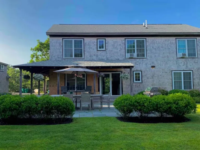 relaxing Airbnb stays in Martha’s Vineyard