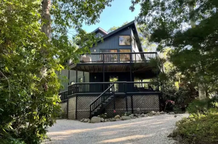 Airbnb stays in Martha’s Vineyard