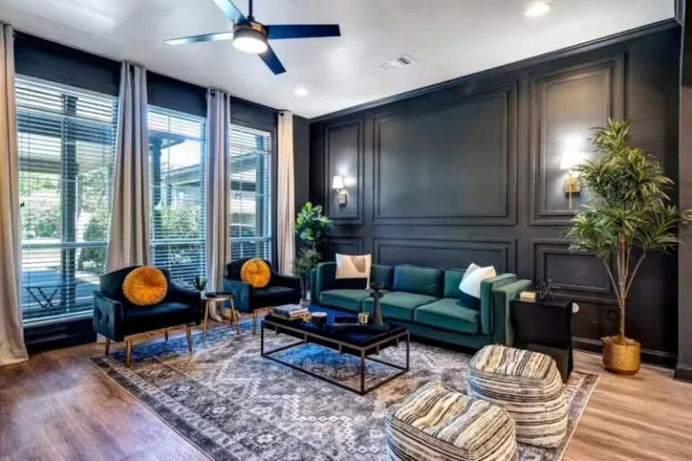 stylish townhouse Airbnb Stays in Baton Rouge