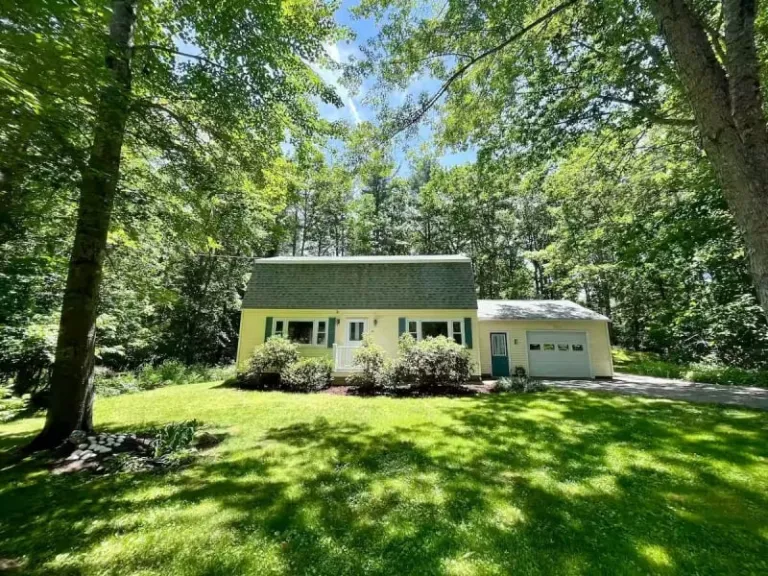 charming Airbnb stays in Wells Maine