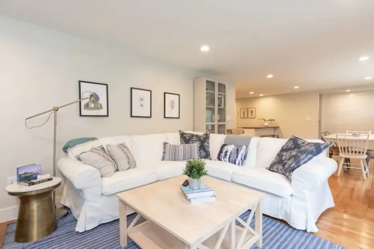 remodeled Airbnb stays in Kennebunkport