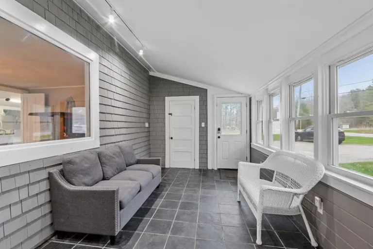 beach house Airbnb stays in Kennebunkport